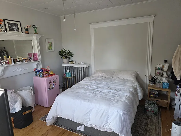 First Floor Front Bedroom