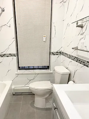 Rented by E Realty International Corp | media 7