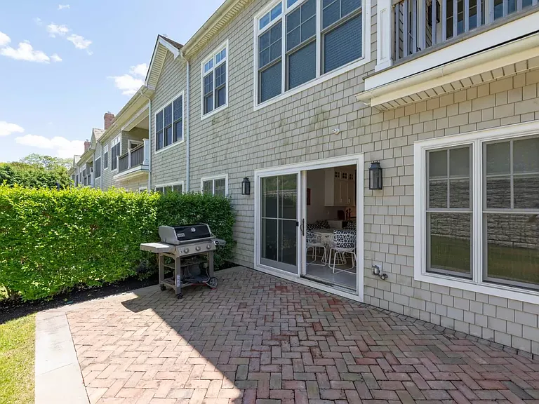 105 High Pond Ln — Photo 24