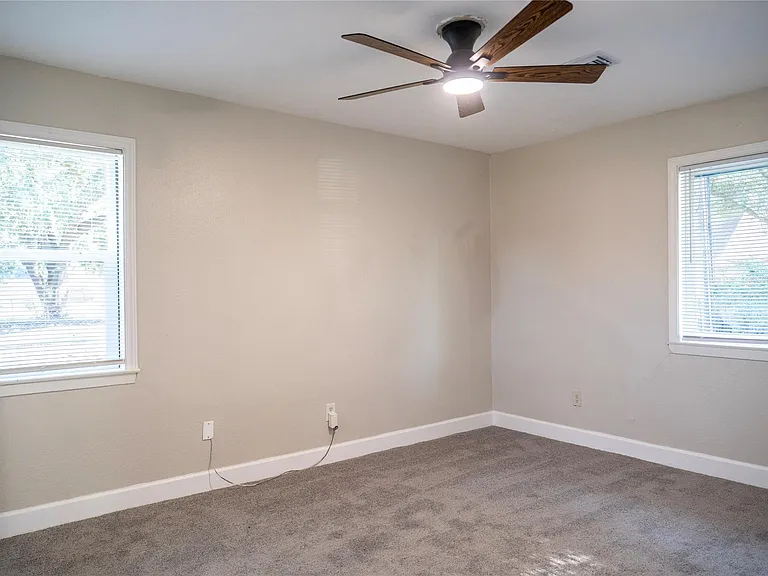 5502 Elm Tree Dr — Photo 24