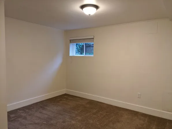 Elise Apartments, 1627 10th Ave W APT 2, Seattle, WA 98119