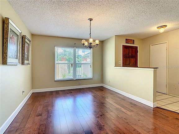 4th image of 1579 Pinehurst Dr