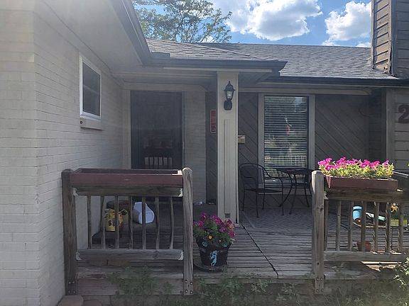 2nd image of 2225 NW Baltimore Cir