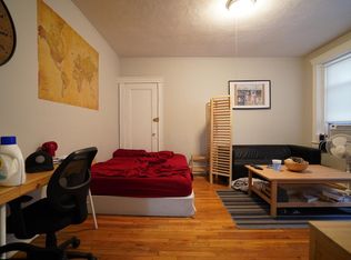 366 Riverway #11A, Boston, MA 02115