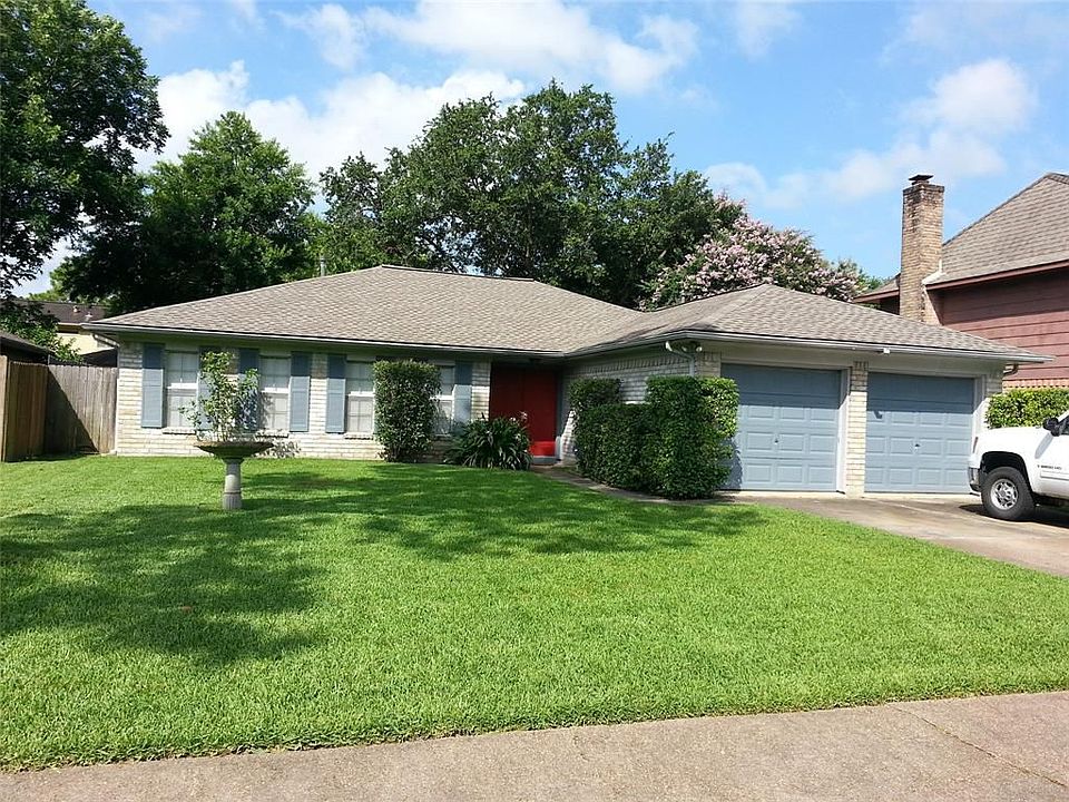 1st image of 15454 Runswick Dr
