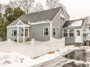 38 Emery St, Lowell, MA 01851