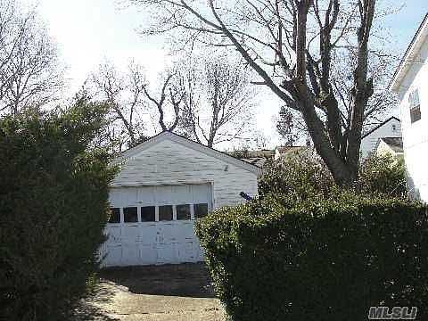 2nd image of 97 Devon Rd