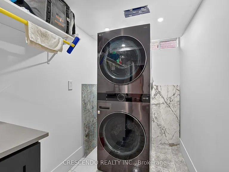 15 Southbury Manor Dr — Photo 36