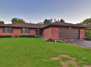 122 Countryside Dr, Rockton, IL 61072
