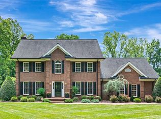 121 Acorn Ave, Wilkesboro, NC 28697