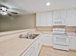 Somerset Oaks Apartments and Townhomes, Saint Louis Park, MN 55426