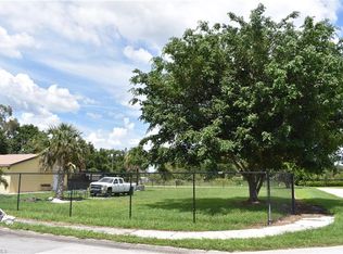 1771 Starnes Ave, Fort Myers, FL 33916