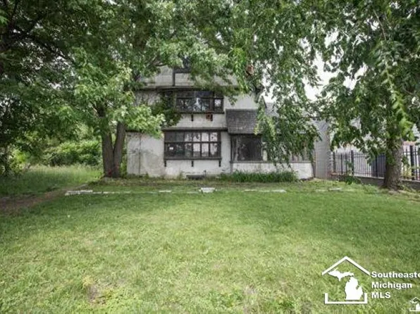 1989 W Grand Blvd, Detroit, MI 48208