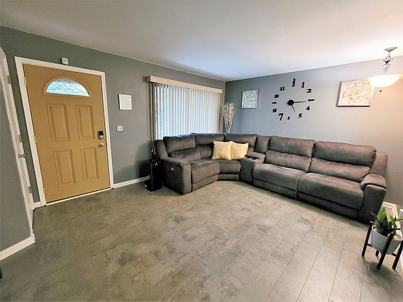 2nd image of 5408 Arnold Ct