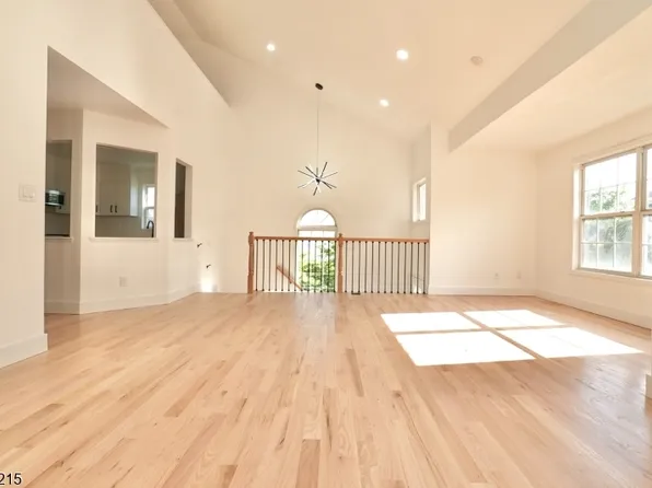 330 Winthrop Dr #330, Nutley Twp., NJ 07110
