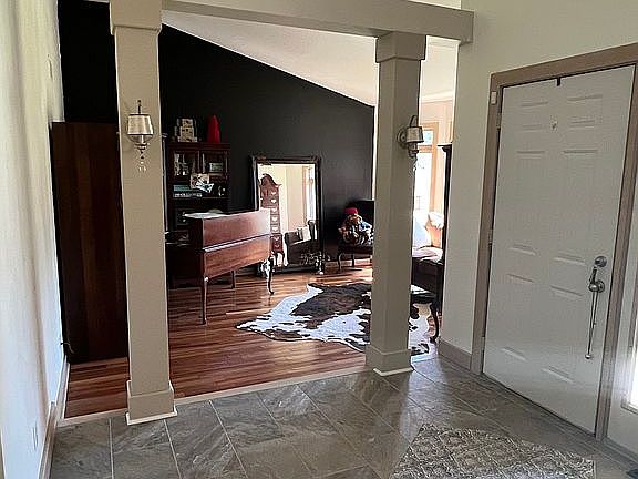 5th image of 51827 Pebble Brooke Dr