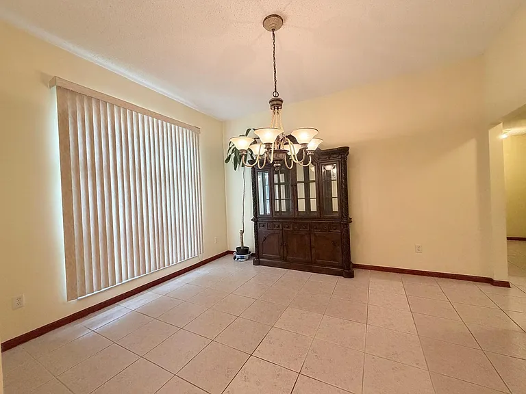 1613 SW Whipple Ave — Photo 11