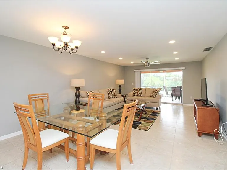 600 Valley Stream Dr #F9 — Photo 21