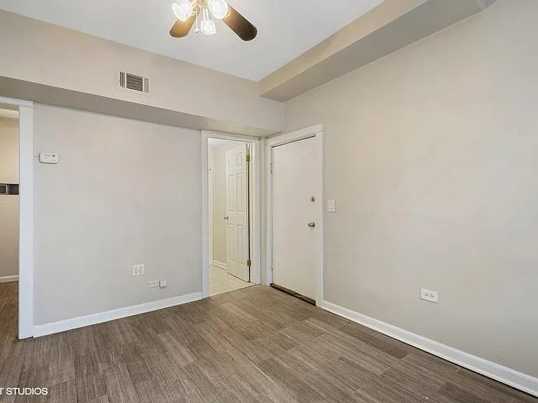 1701 N Albany Ave #1RR — Photo 5