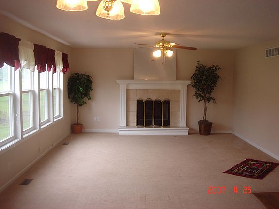 1st Floor Family Room