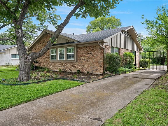 3rd image of 4218 Ashville Dr