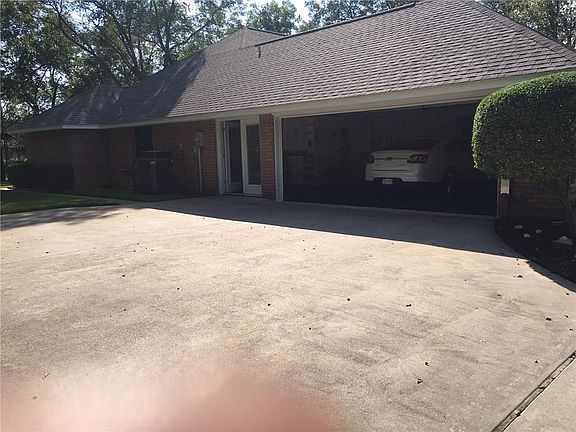 3rd image of 5809 Long Dr