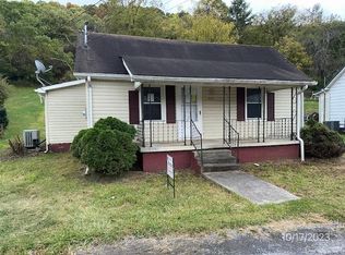212 Buckeye St, Saltville, VA 24370