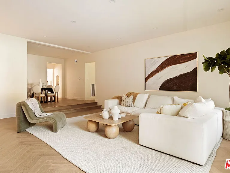 308 S Highland Ave — Photo 6