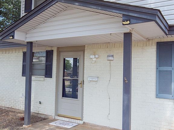 3rd image of 4617 Sierra Madre Dr