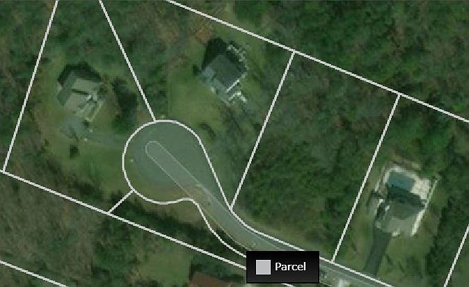 2nd image of 12 Allaire Ln