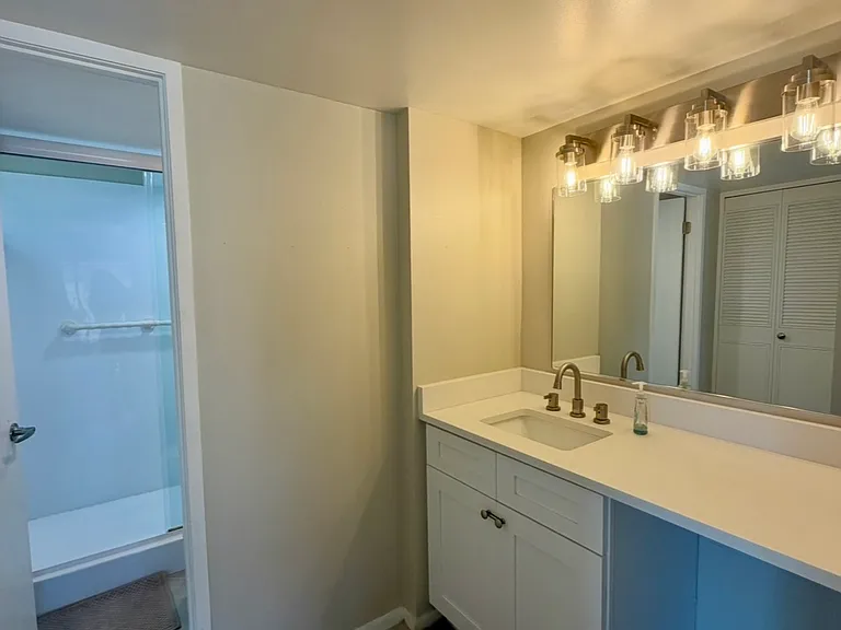 7400 Sun Island Dr #401 — Photo 6