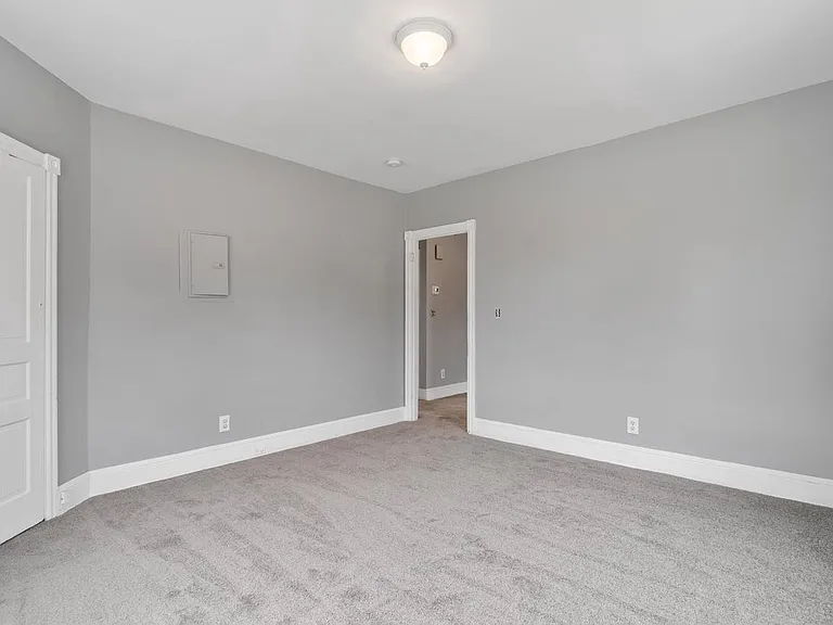 203 E Springfield Rd #17 — Photo 12
