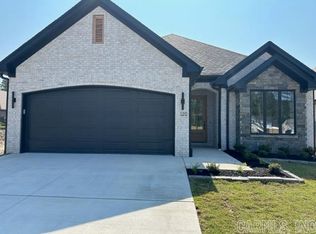 120 Woodlands Park Dr, Little Rock, AR 72211