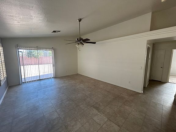 3rd image of 12457 W Hearn Rd