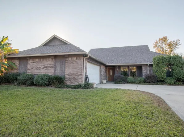 959 Mary Ruth Dr, Gulfport, MS 39507