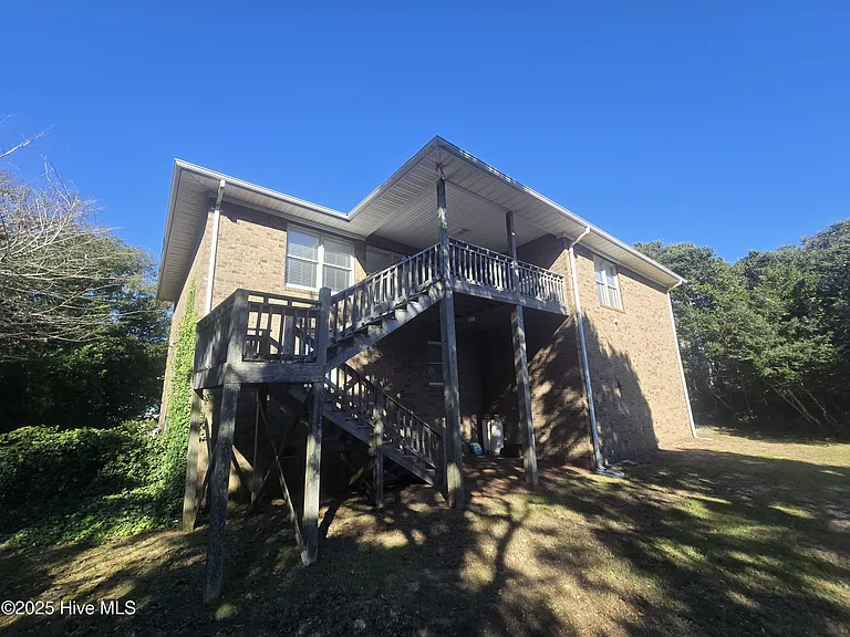 5901 McLean St — Photo 3