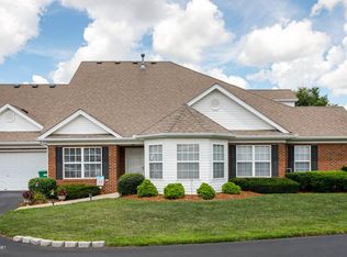 6903 Casey Pl, Louisville, KY 40229