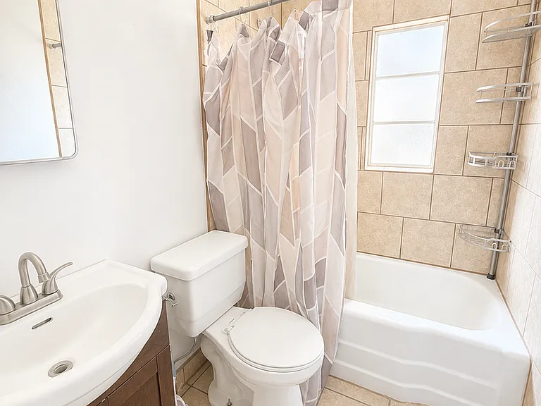 1101 Gardner Ave — Photo 7