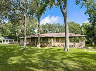 1919 Shadyoak Dr, Wharton, TX 77488