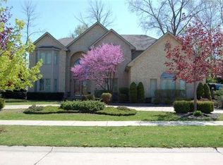 5798 Cannes Dr, Sterling Heights, MI