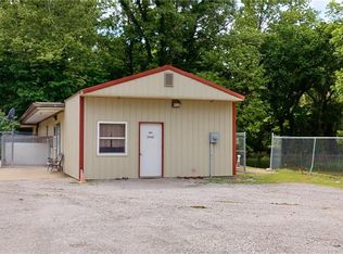 17818 S 1400th Rd, Nevada, MO 64772