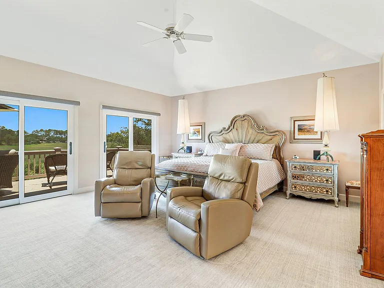 25 Spartina Cres — Photo 42