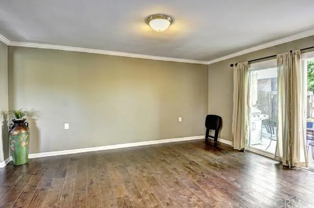 2301 Clark Ln #1 — Photo 3