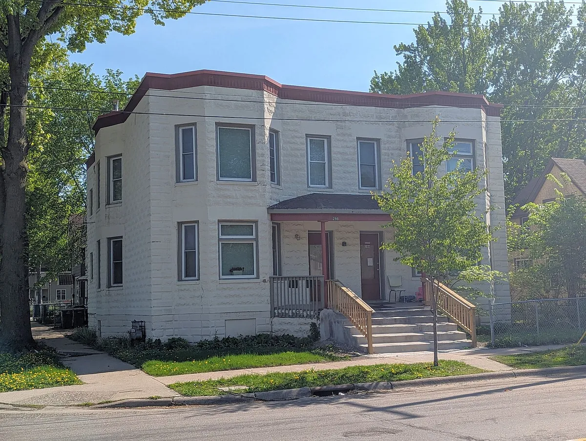 Building Photo - Thomas Avenue