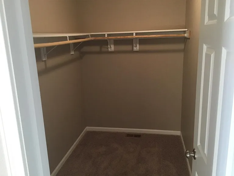 3233 Rutland Dr — Photo 8