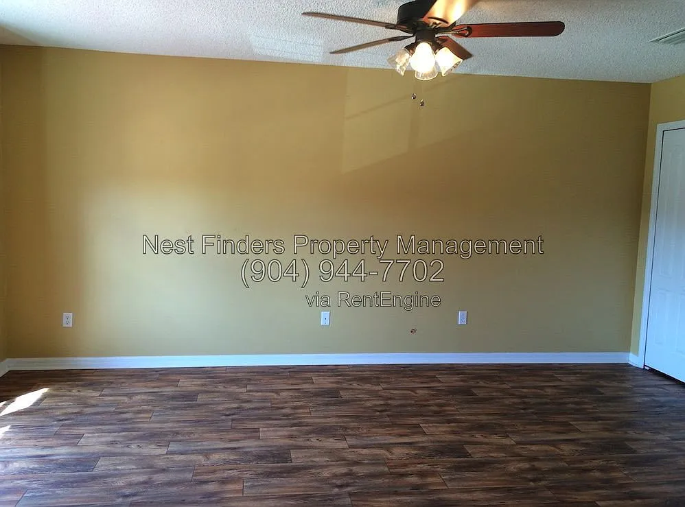 3 bed, 2.0 bath, 1260 sqft, $1,825 — Photo 4