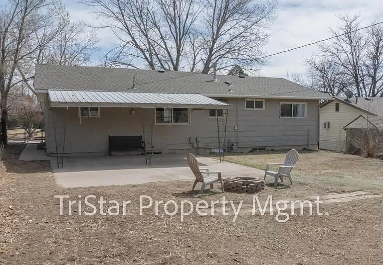 3413 Greenwood Cir — Photo 10