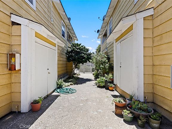 3rd image of 711 N Lacy St APT D