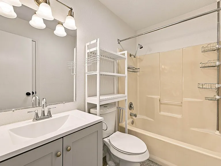 12225 Ridge Crown St — Photo 16