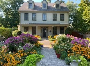 7 Locust Ave, Lexington, MA 02421